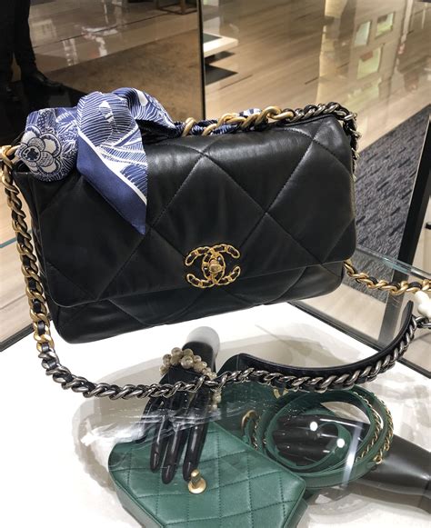 chanel bag 2019 winter|Chanel 19 bag medium.